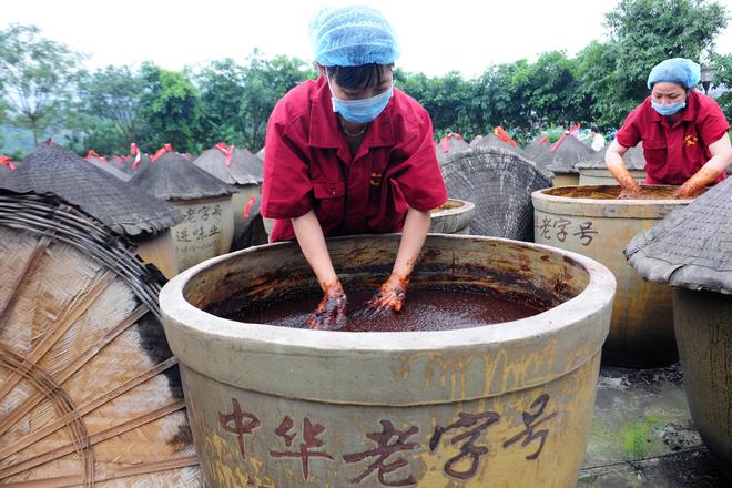 匠心酿岁月 薪火相传谱新篇冰球突破技巧江津酿造：百年(图1)